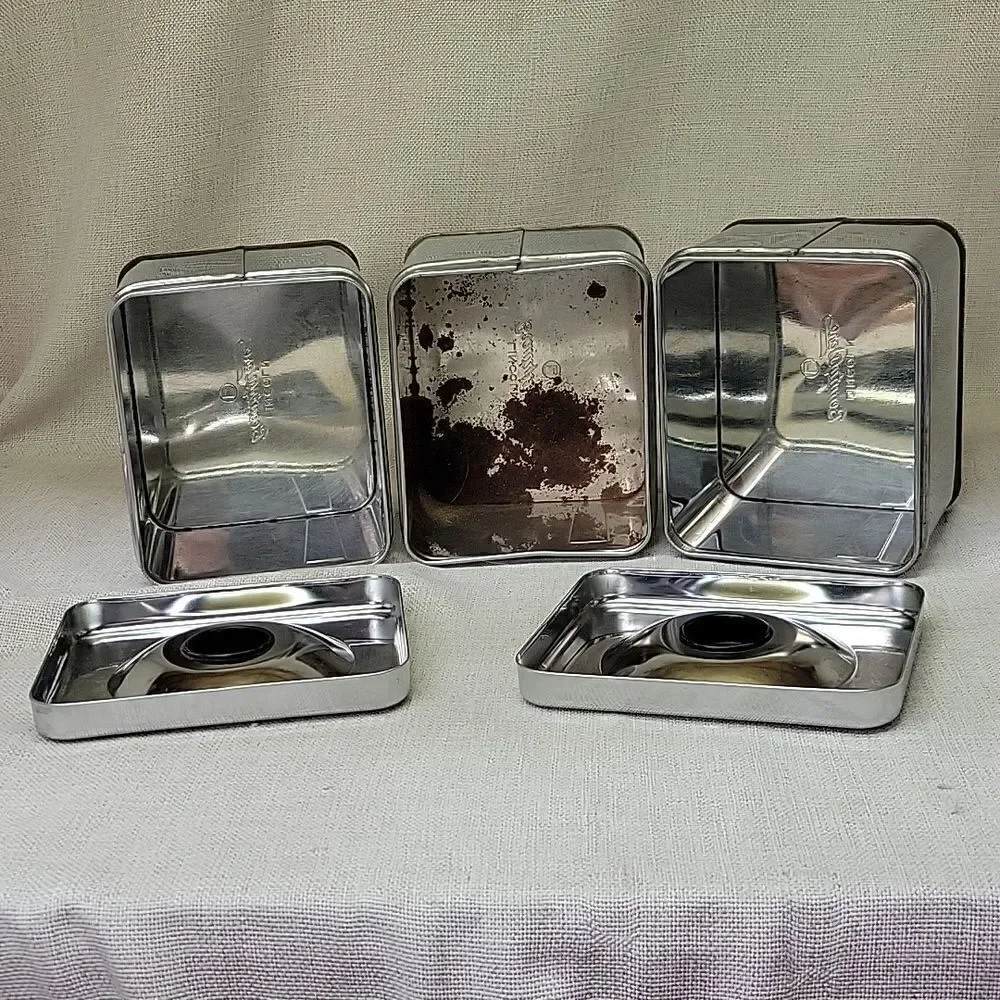 3 Lincoln Beauty Ware canisters‎ 1 Canette canister and spoonrest